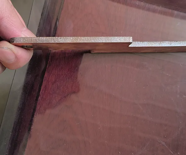 Лазерные режущие головки для резки светоотражающих металлов