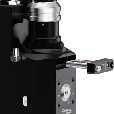 Трехкомпонентный стек защитных стекол для защиты оптики