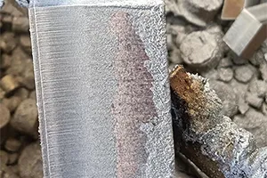 Волоконно-лазерная режущая головка для скошенной резки, 30 кВт