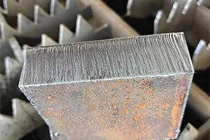 Волоконно-лазерная режущая головка для скошенной резки, 30 кВт