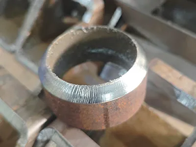 Волоконно-лазерная режущая головка для резки под углом (с автофокусировкой, одноподвесная система, прямой угол), 20 кВт