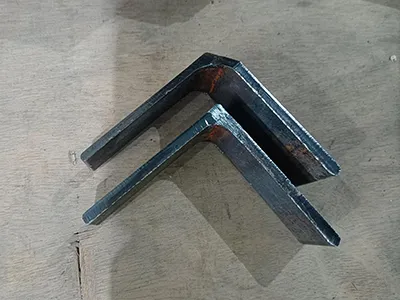 Волоконно-лазерная режущая головка для резки под углом (с автофокусировкой, одноподвесная система, прямой угол), 20 кВт