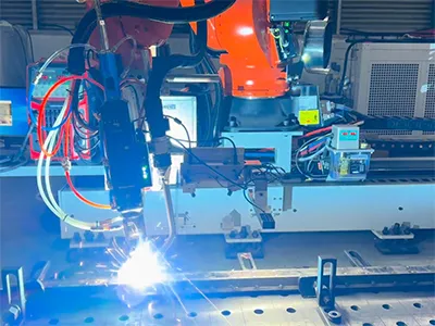 Одноосевая лазерная сварочная головка с колеблющимся лучом, 20 кВт